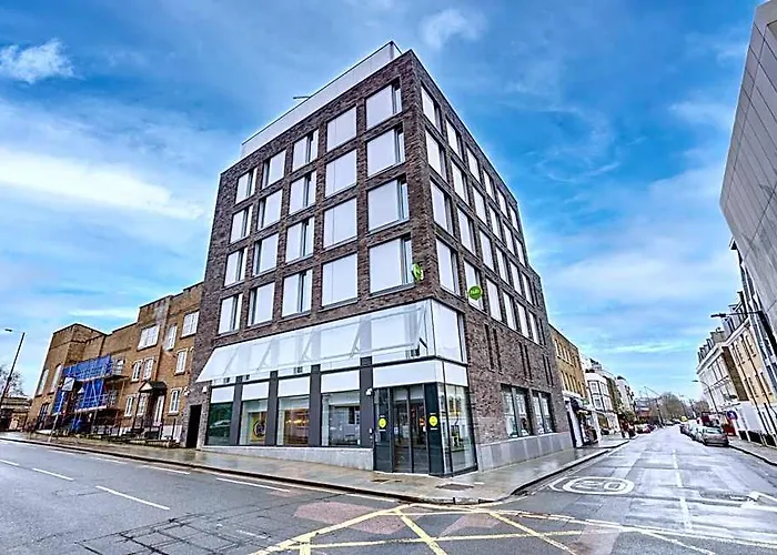 Hub By Premier Inn London West Brompton
