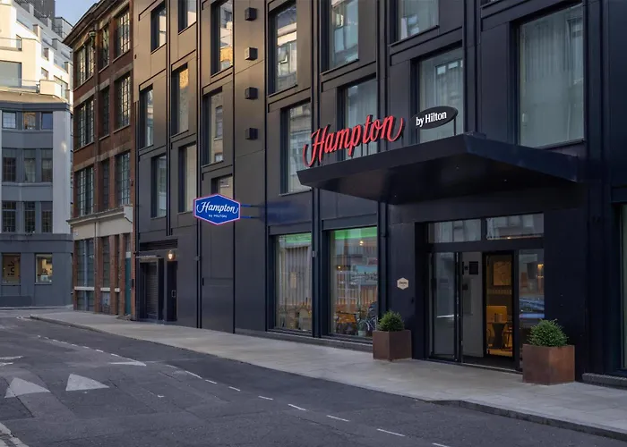 Hampton By Hilton London Old Street Hotel