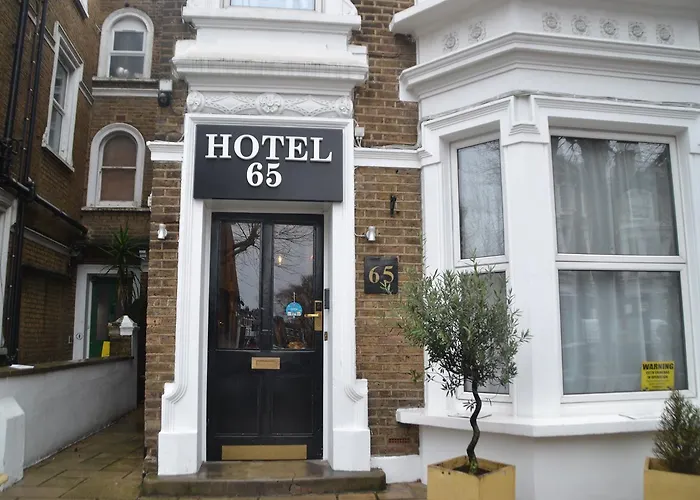 Cheap Hotels in London65