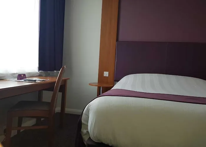 Cheap Hotels in LondonPremier Inn Hammersmith