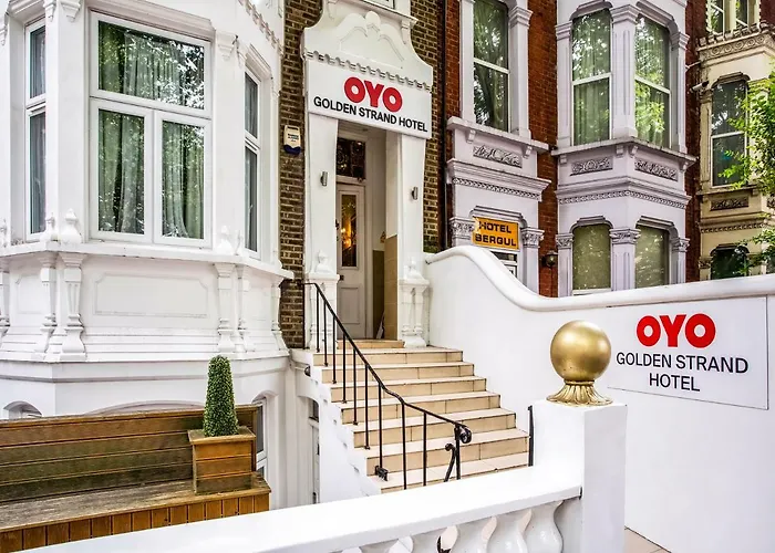 Oyo Lifestyle Golden Strand London